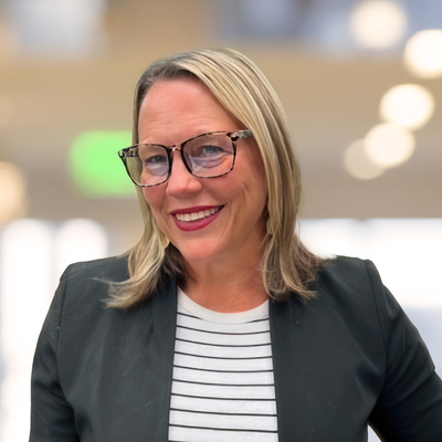 Bio - Maureen Boisvert