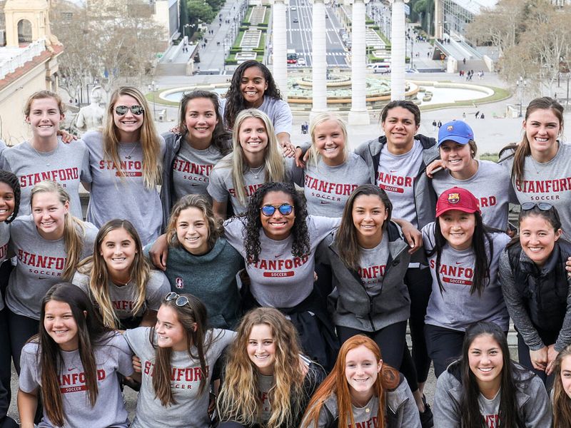 The Stanford Women's soccer team posing for a group photo in Barcelona, Spain.