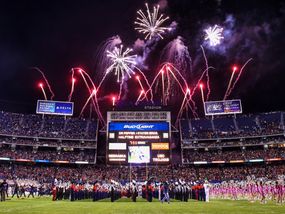 DirectTV Holiday Bowl Dance Performance