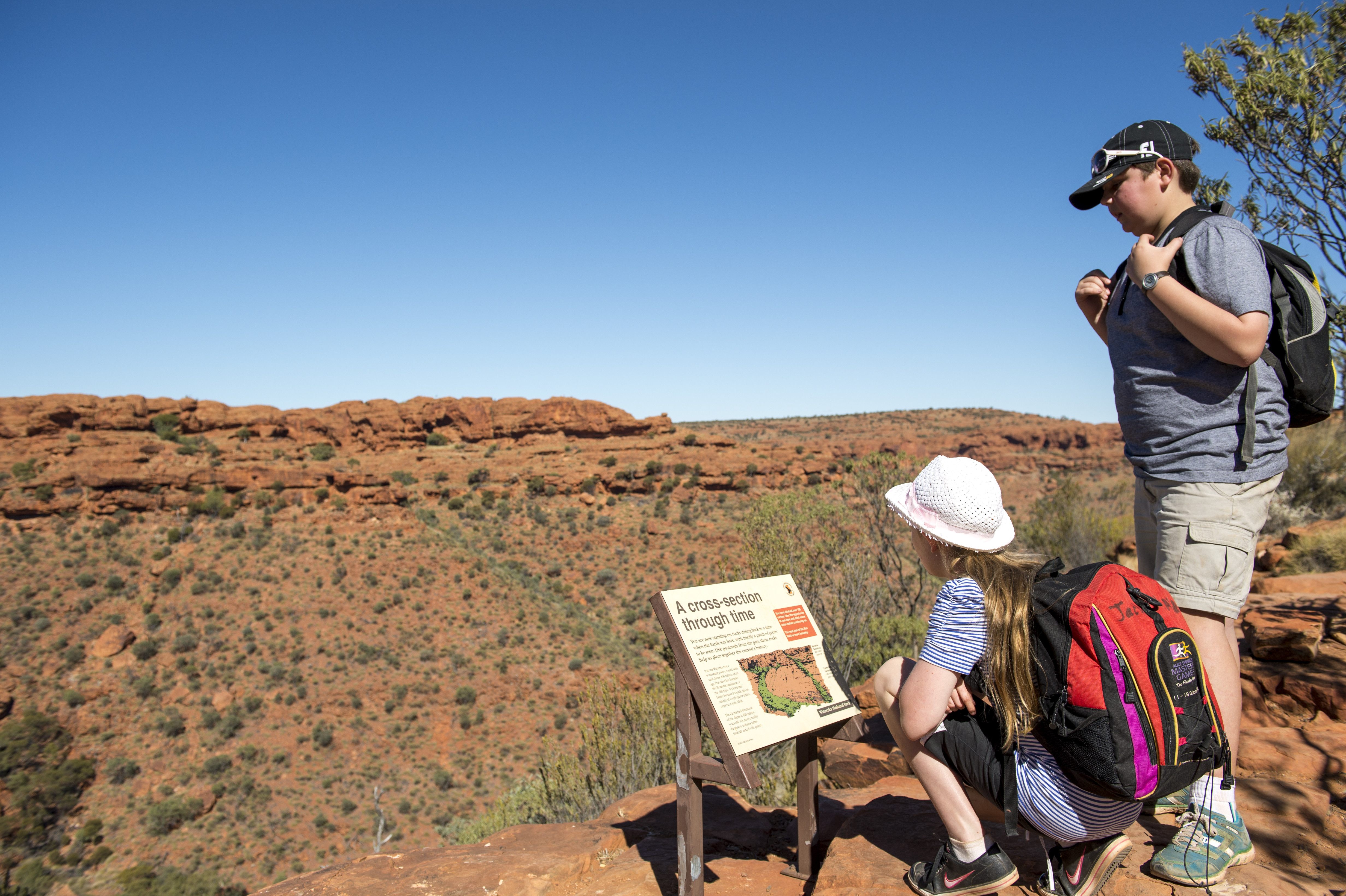 Hiking-over-Kings-Canyon.jpg
