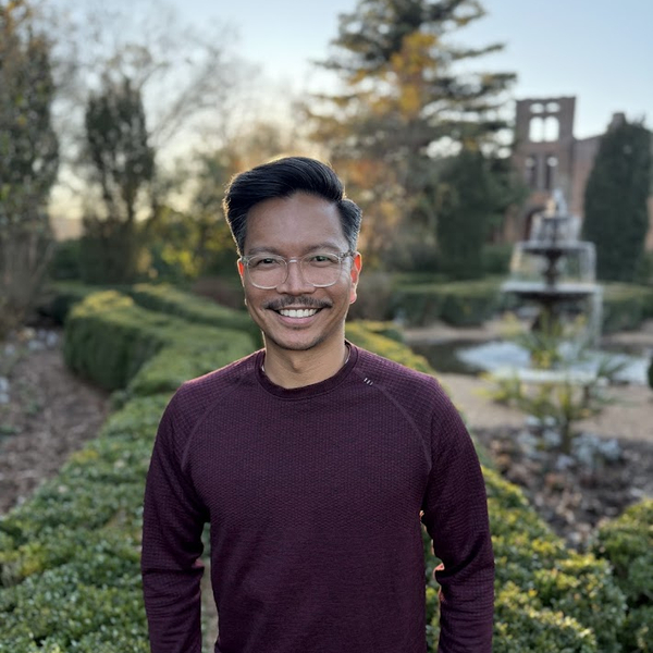 Carlo Velayo - Staff